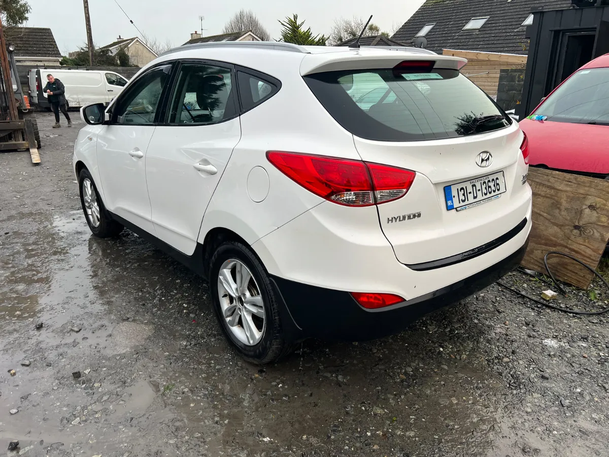2013 Hyundai ix35 1.7 dsl light damage NO OFFERS - Image 4