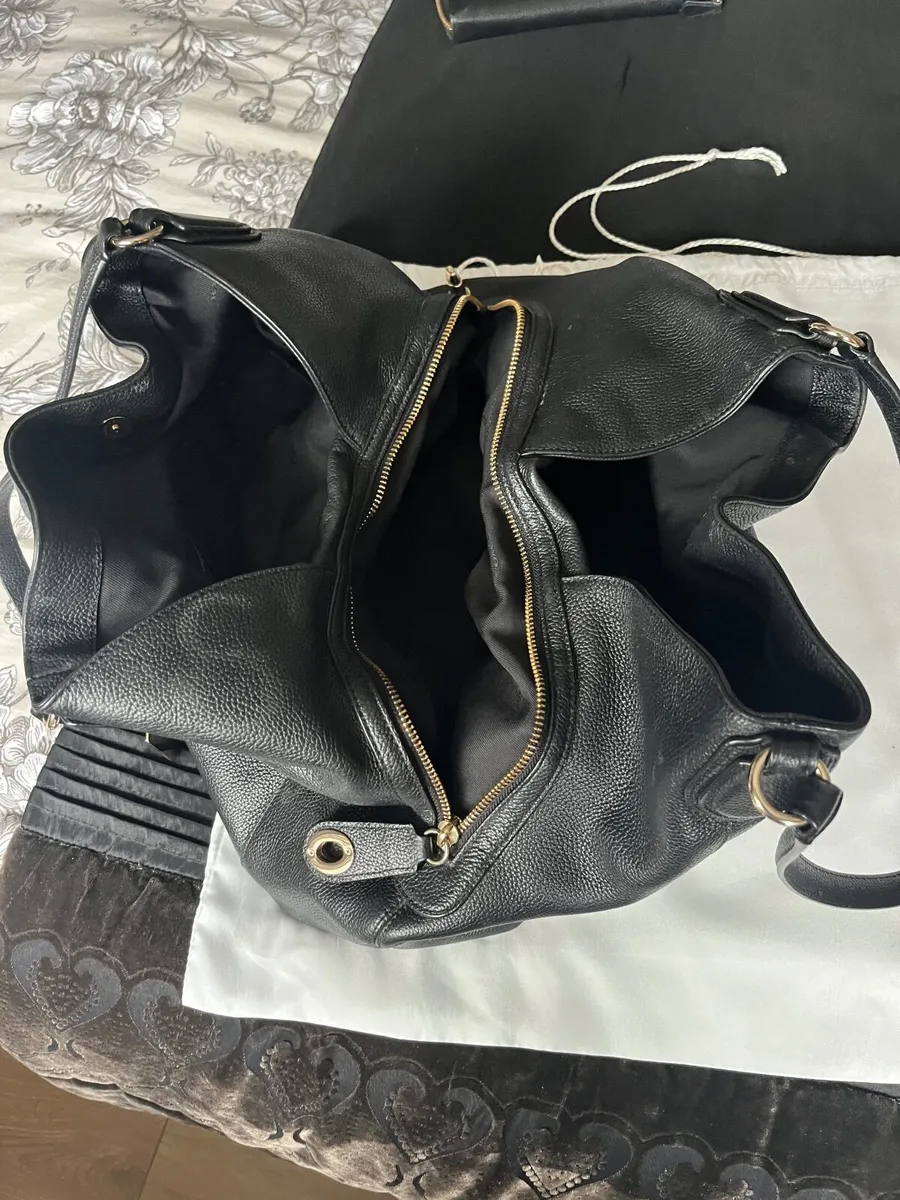 Coach pebbled leather Handbag and matching wallet - Image 2