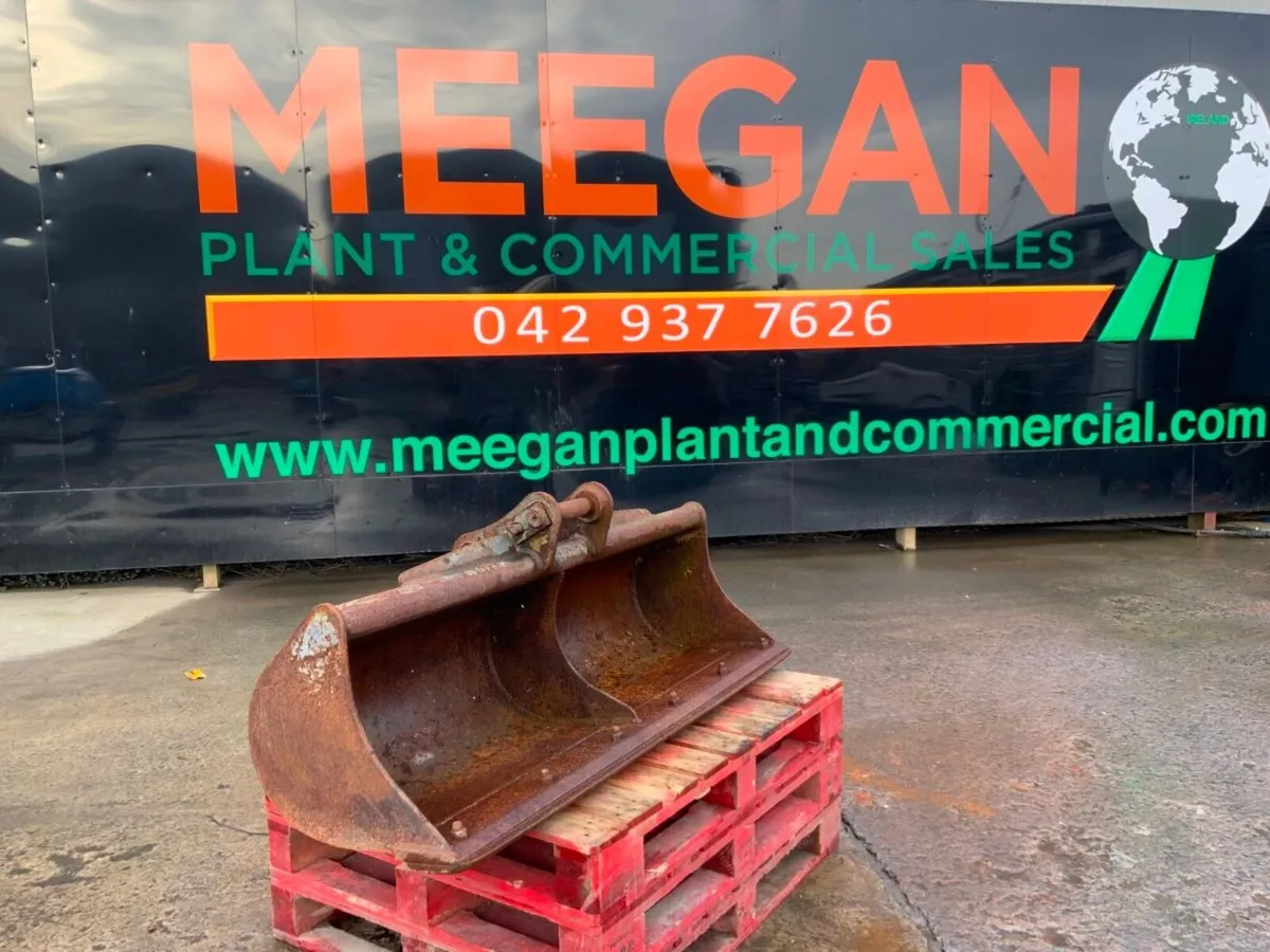 60" GRADING BUCKET.....45mm PINS........677v. - Image 1