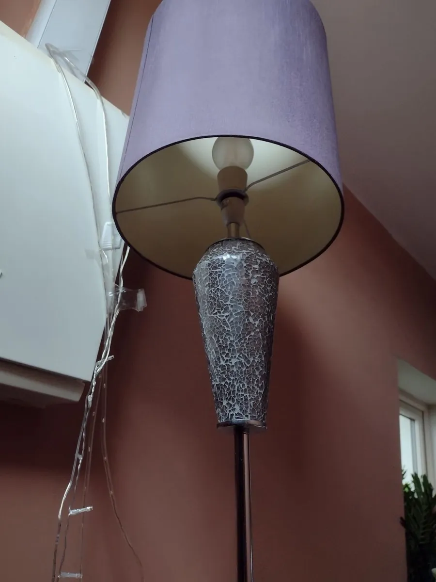 Heavy floor standing chrome lamp - Image 1