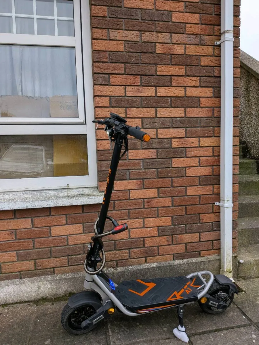 Scooter - Image 3