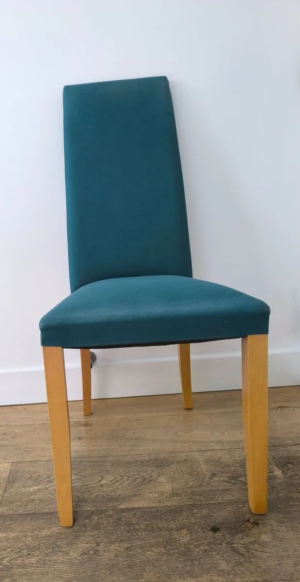 10 Matching Dining Chairs - Image 3