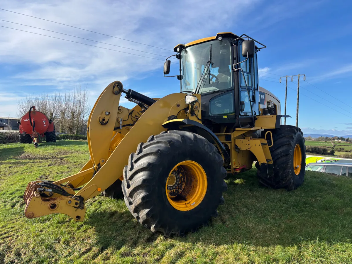 Caterpillar 924K Loader  On Compaction Tyres - Image 2