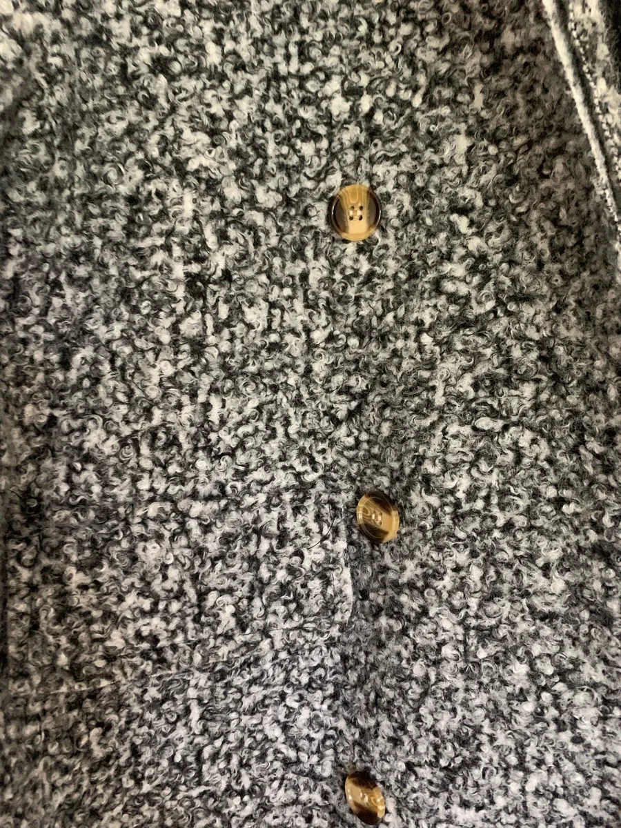 Wool Gilet / Sleeveless Coat – Warm & Stylish - Image 2