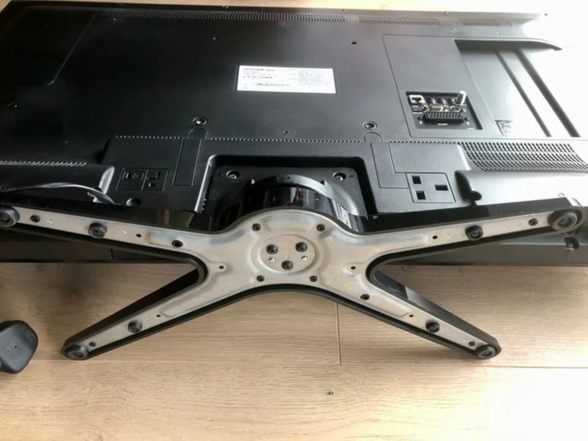 40" Tv stand Nordmende - Image 1