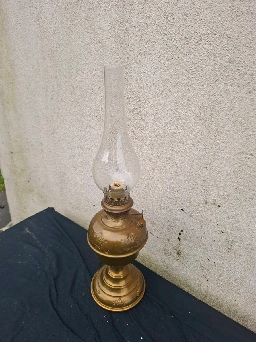 Brass oil lamp - Image 1