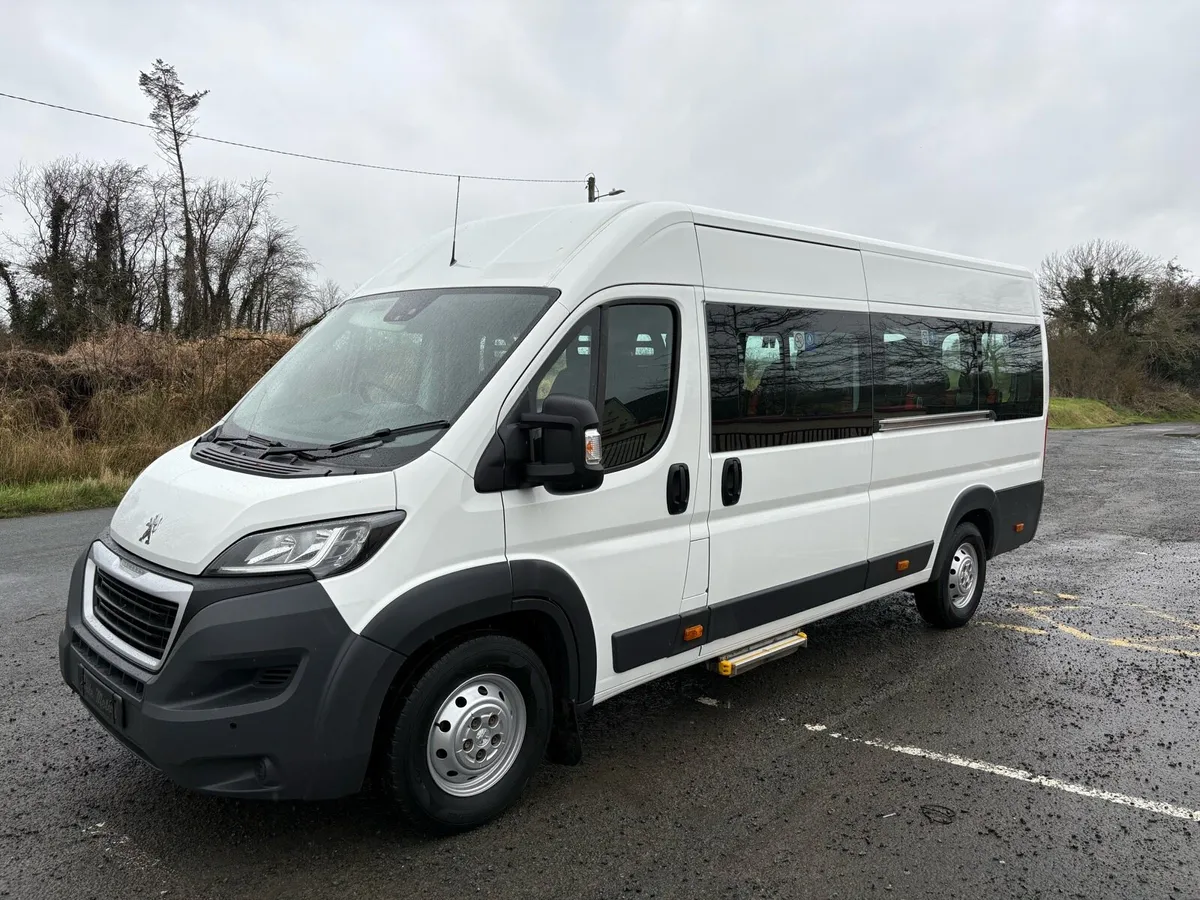 2017 (172) PEUGEOT BOXER WHEELCHAIR ACCESS BUS - Image 4