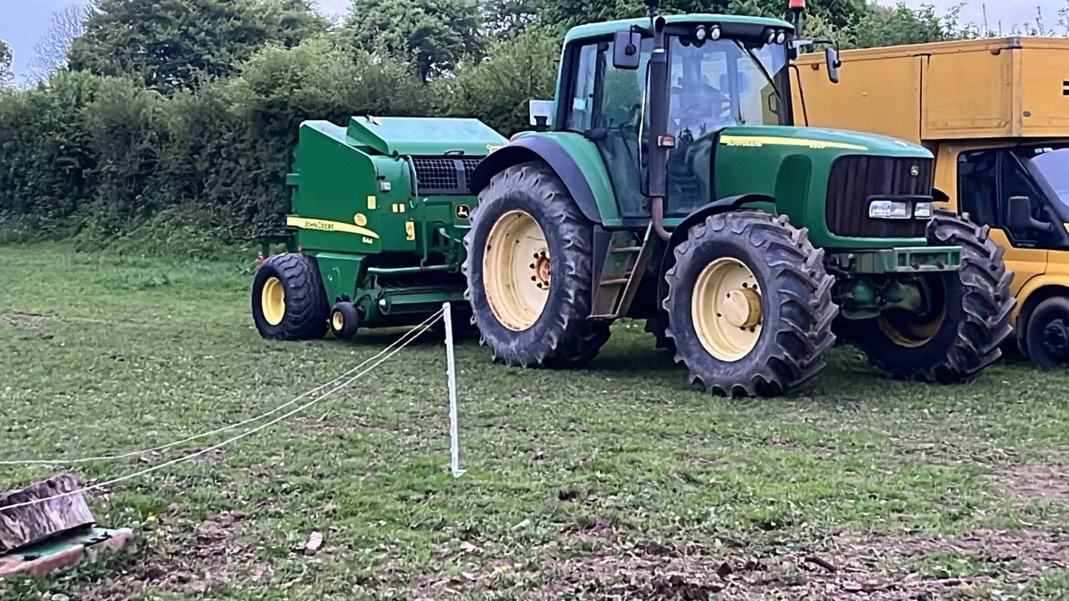 John Deere 6920 - Image 2