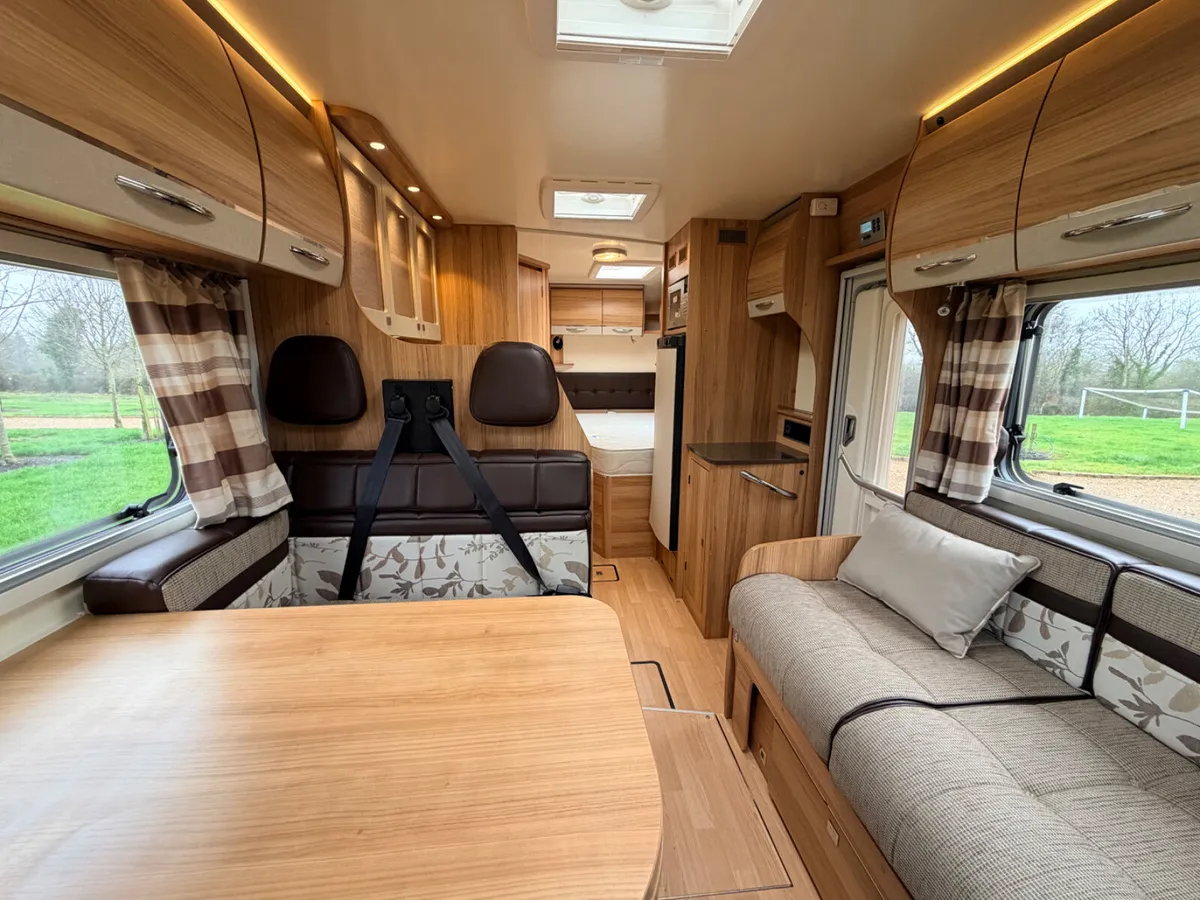 2016 BAILEY APPROACH AUTOGRAPH 745 R.H.D 4 BERTH - Image 3