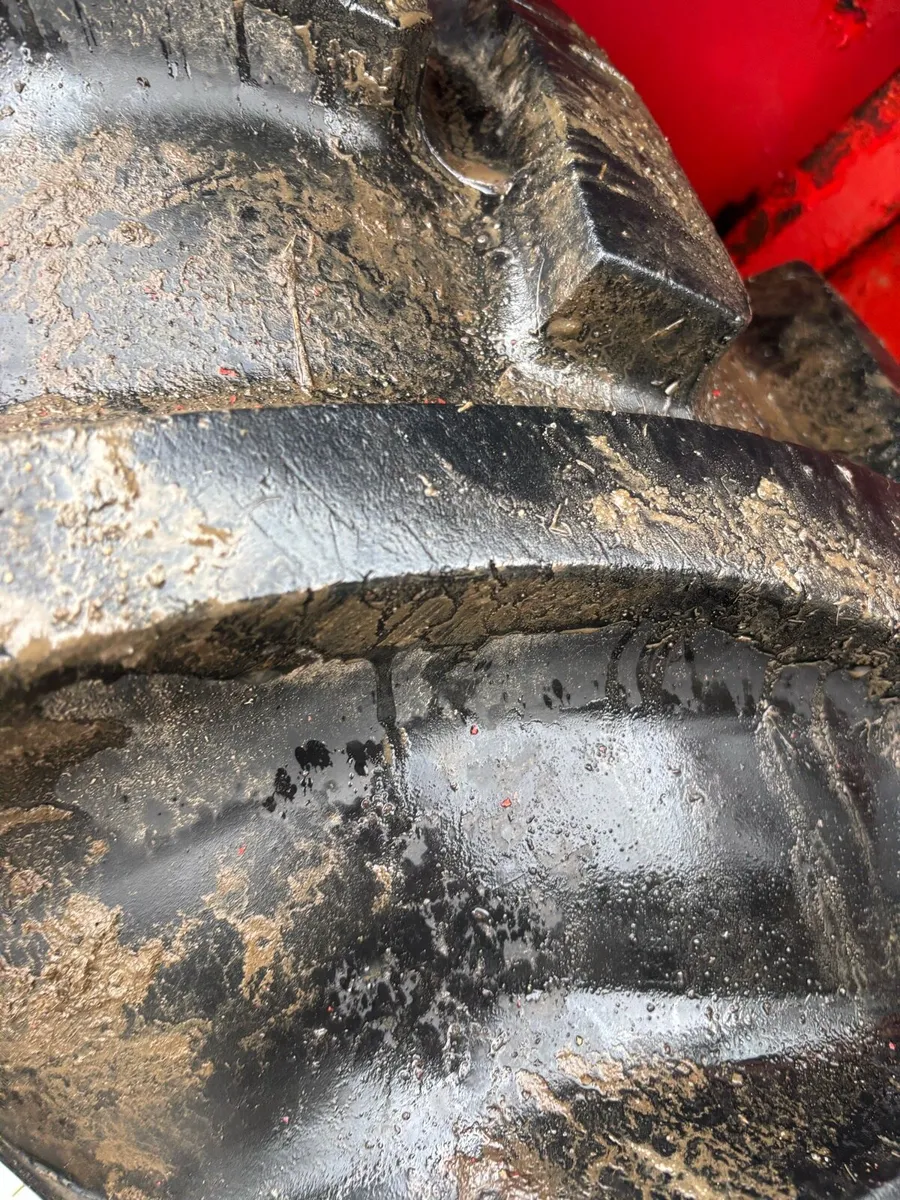 Massey Rims with tyres 16.9 x 30 - Image 4