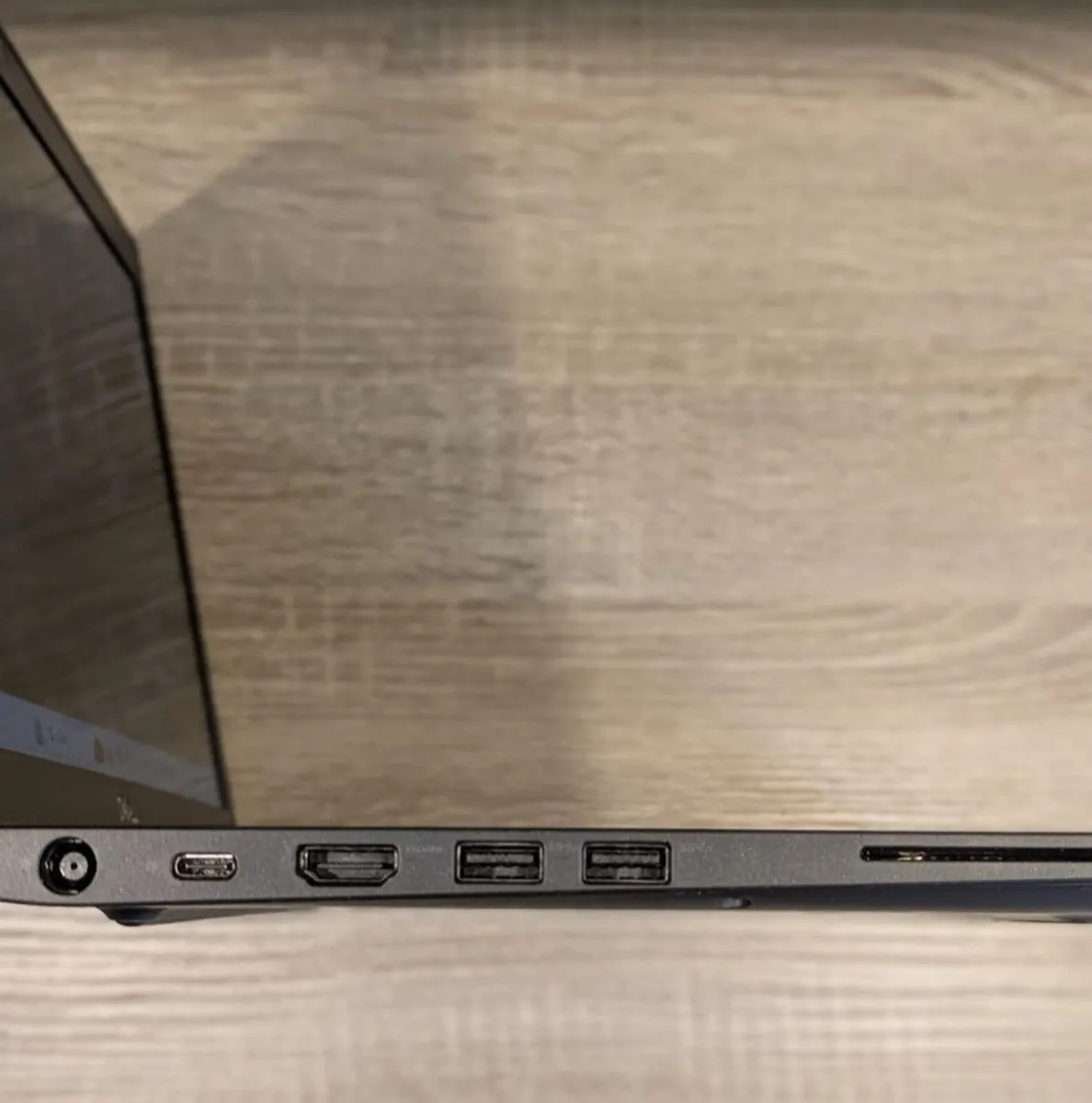 Dell 14" laptop Intel i5 16GB RAM Win 11 Office 21 - Image 2