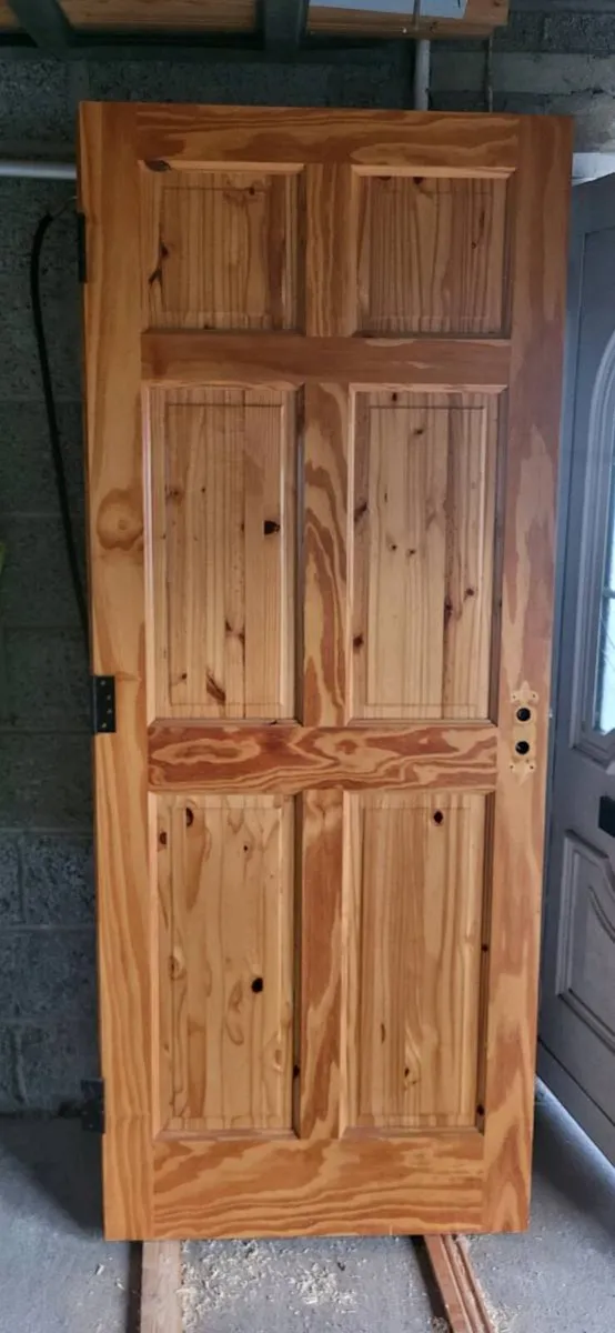 Internal doors - Image 1