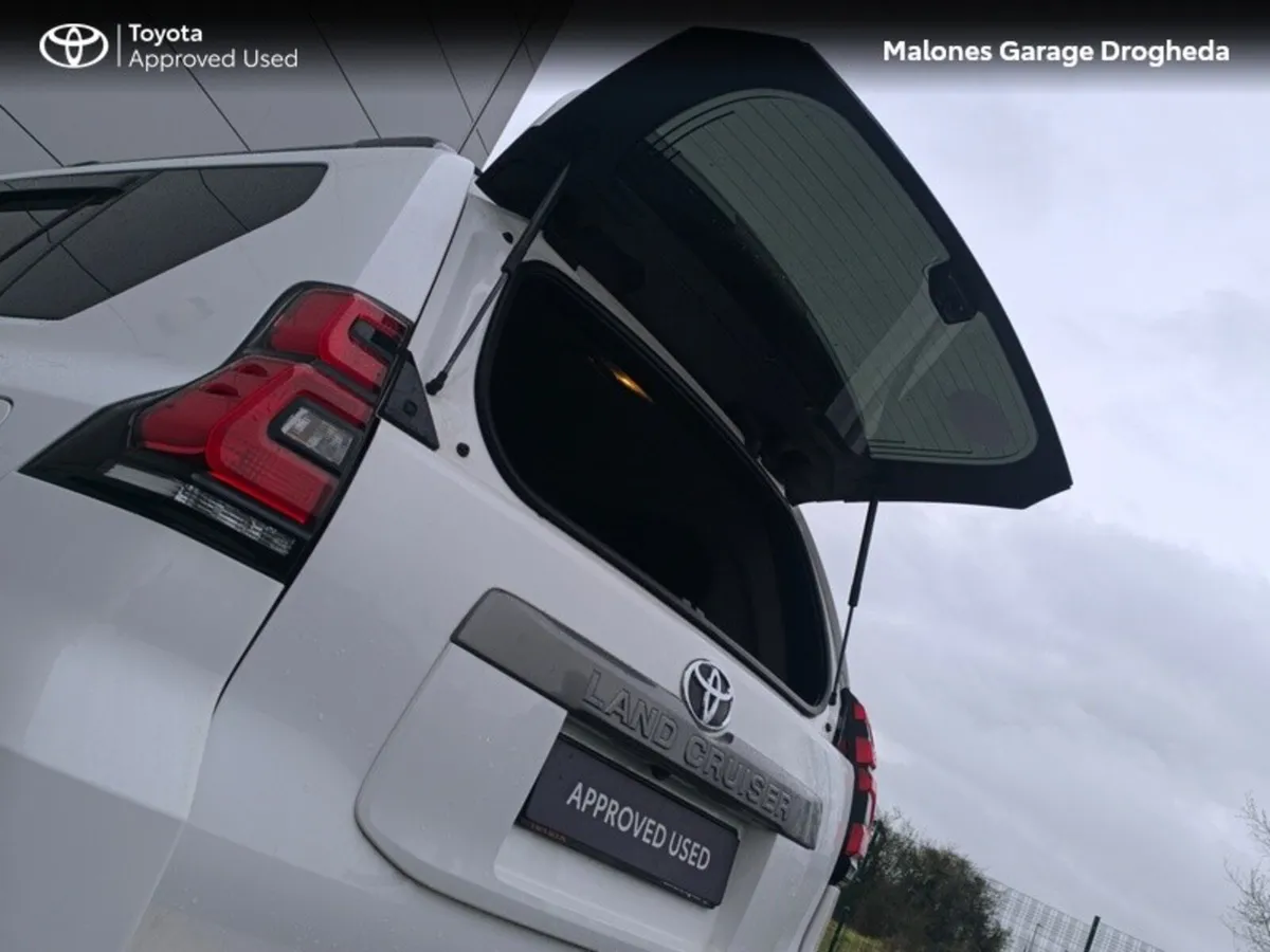 Toyota Land Cruiser 2.8 LWB *VAT* *Pristine* Call - Image 4