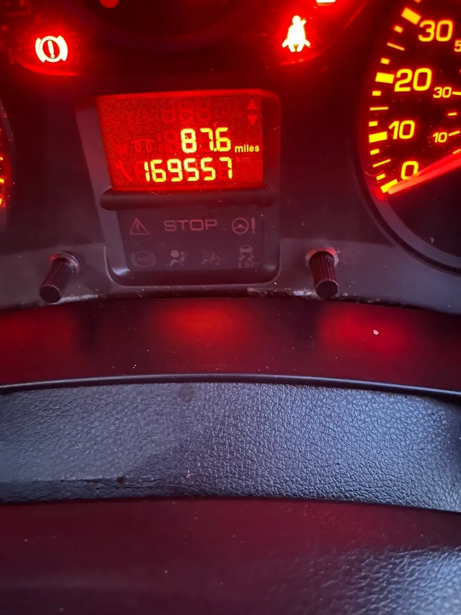 Peugeot Partner 2009 - Image 2