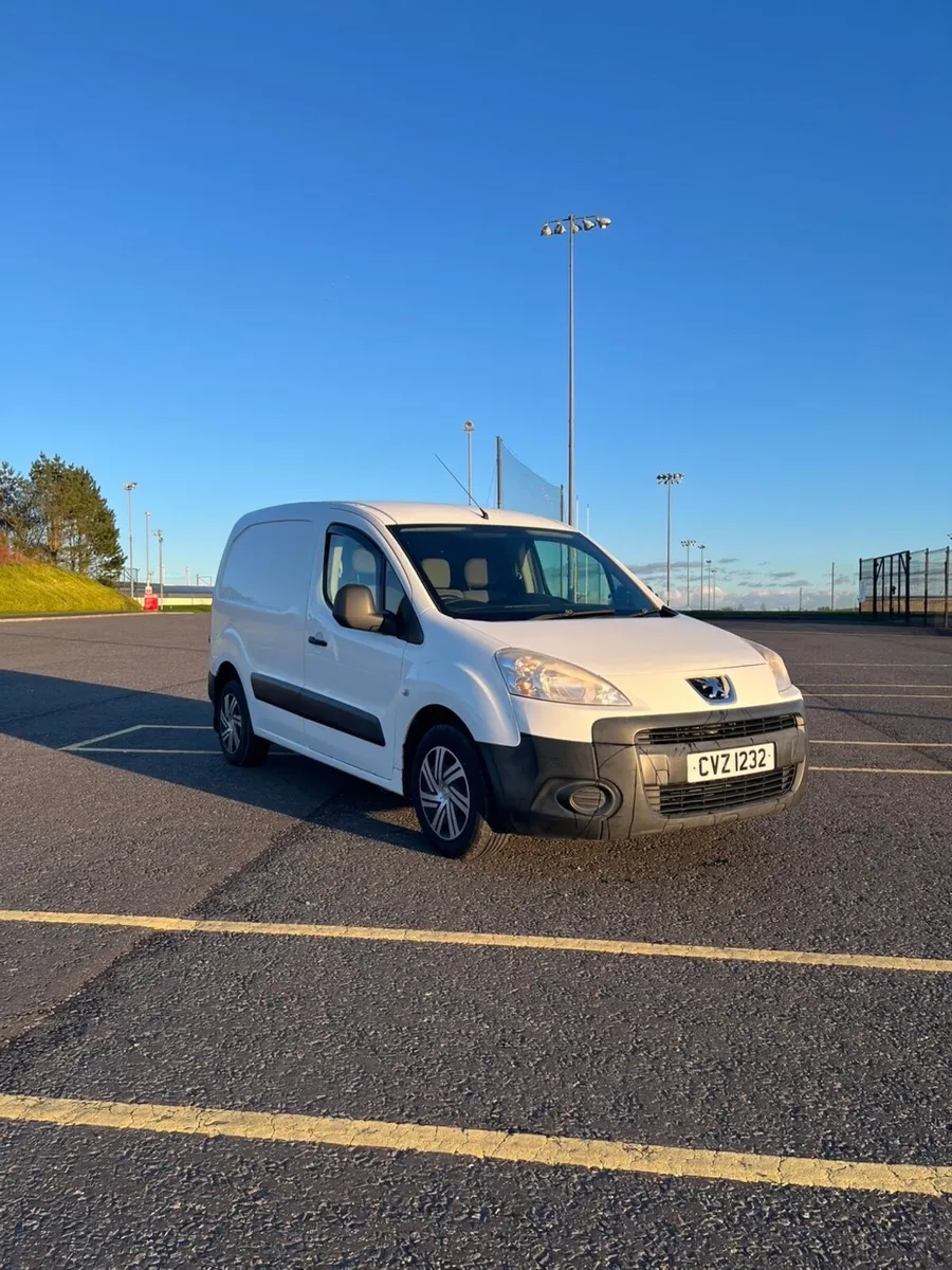 Peugeot Partner 2009 - Image 1