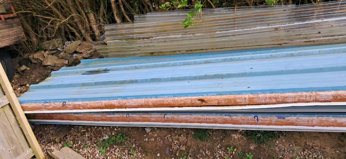 Insulated roof sheeting - Image 2