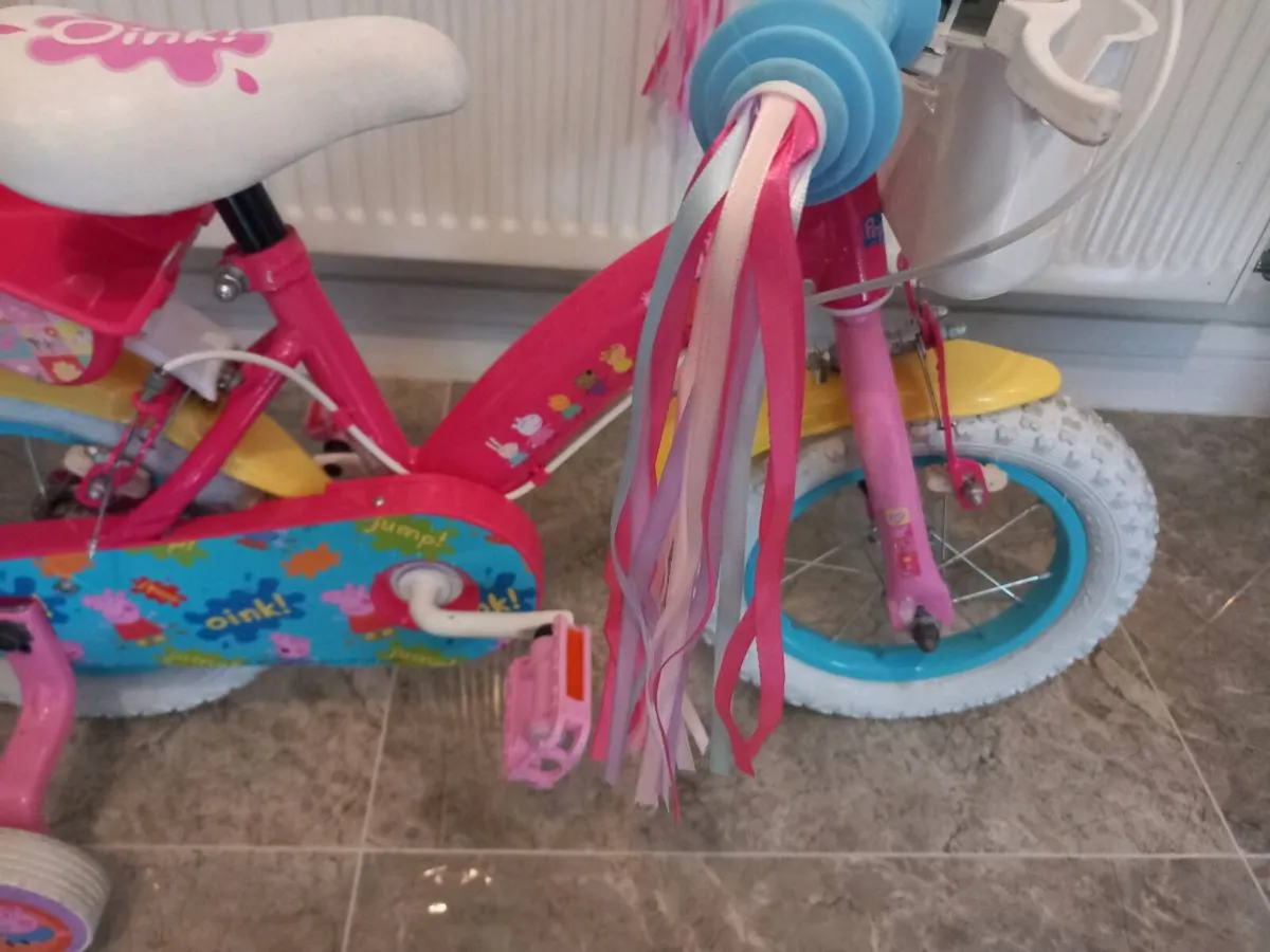 Kids pepper pig bike size 12 inch wheels - Image 4