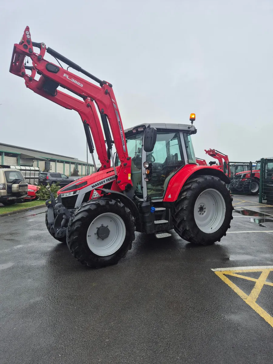 MASSEY FERGUSON - Image 1