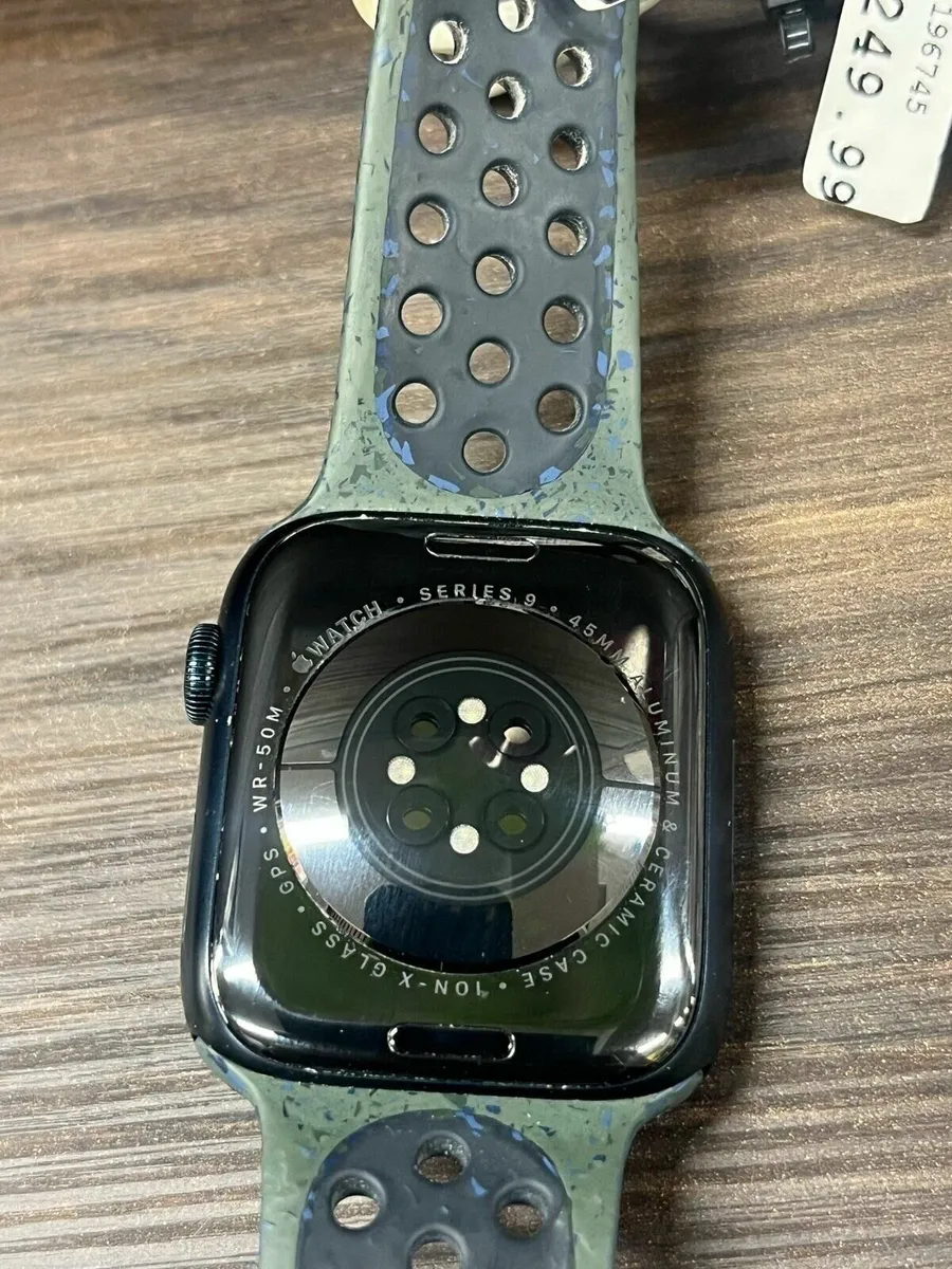 Apple Watch Series 9 - Image 4