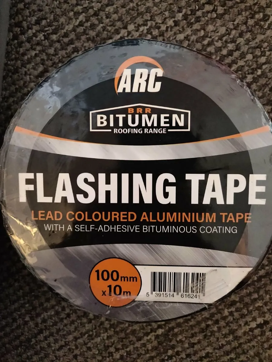 Unopened Flashing Tape (10m)+Opened Roof underlay - Image 2