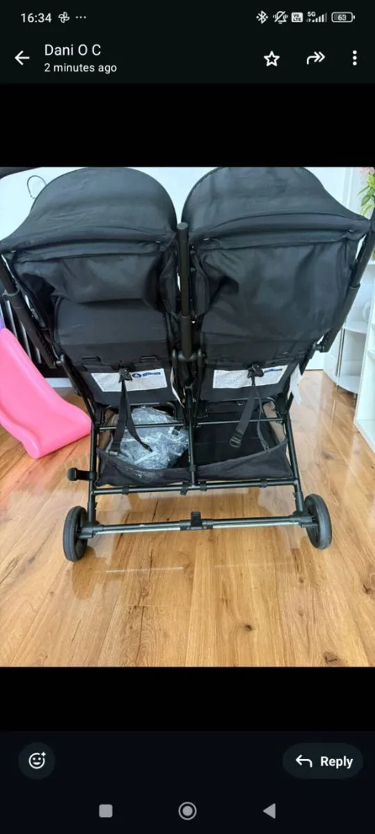 Hauck twin stroller - Image 3
