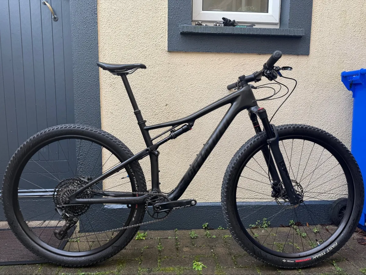 Mountain bike Carbon Specialized Epic - Image 1