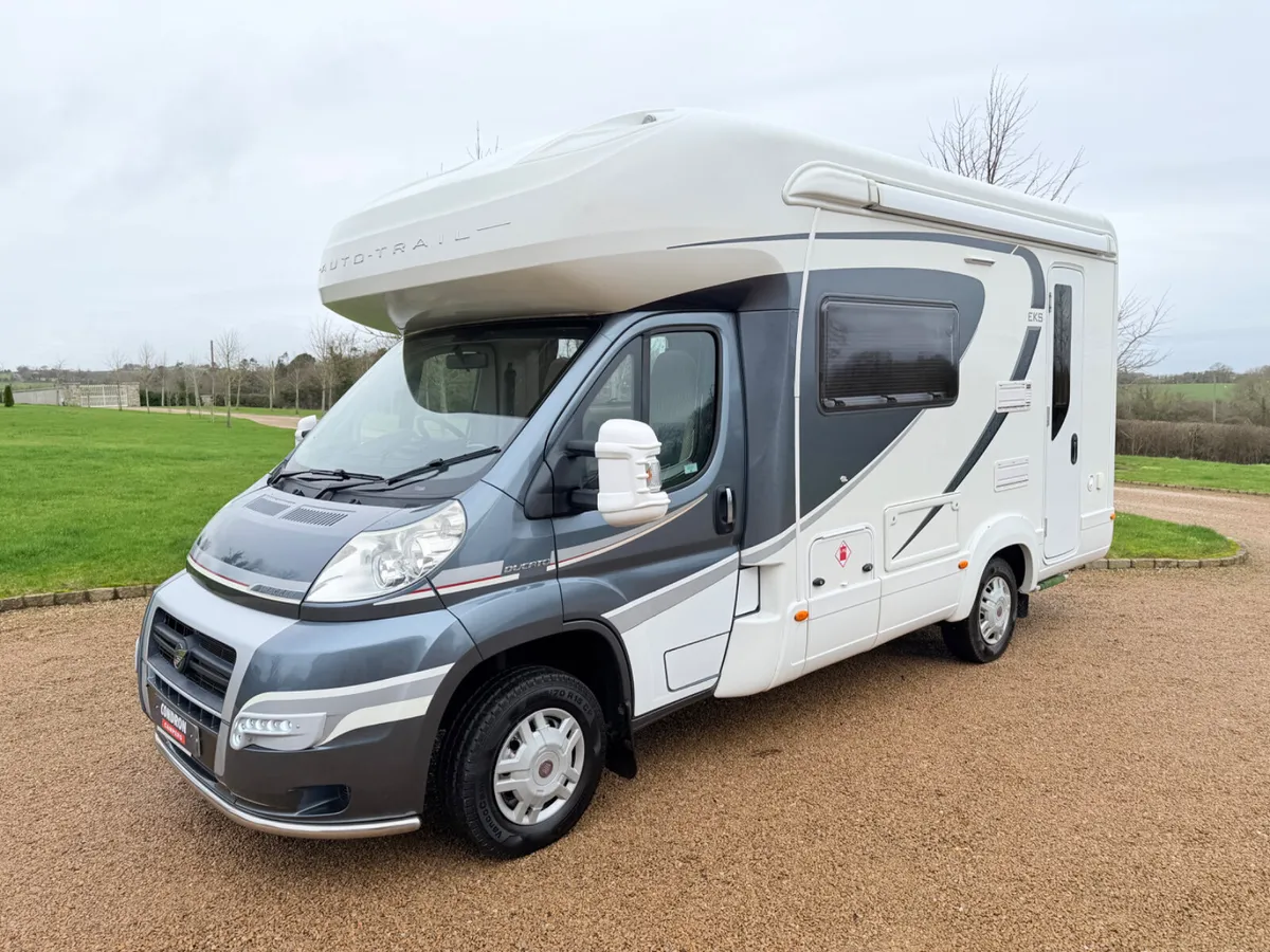 2014 AUTOTRAIL TRACKER EKS LOW PROFILE R.H.D - Image 1