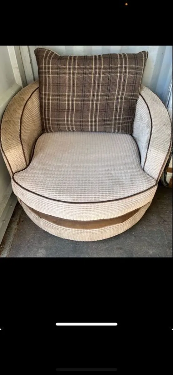 Furniture Clearance Saturday 28 Feb - Image 2