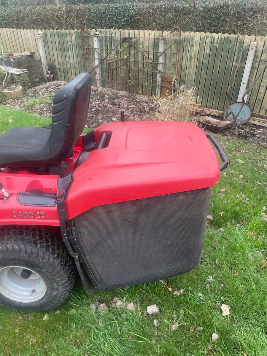 Ride on mower - Image 4
