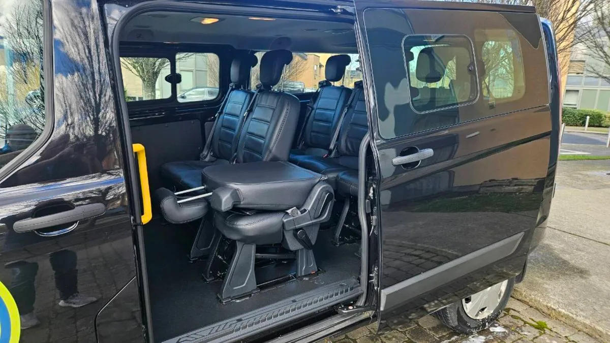 Ford Transit Custom 2023 WAV Taxi - Image 3