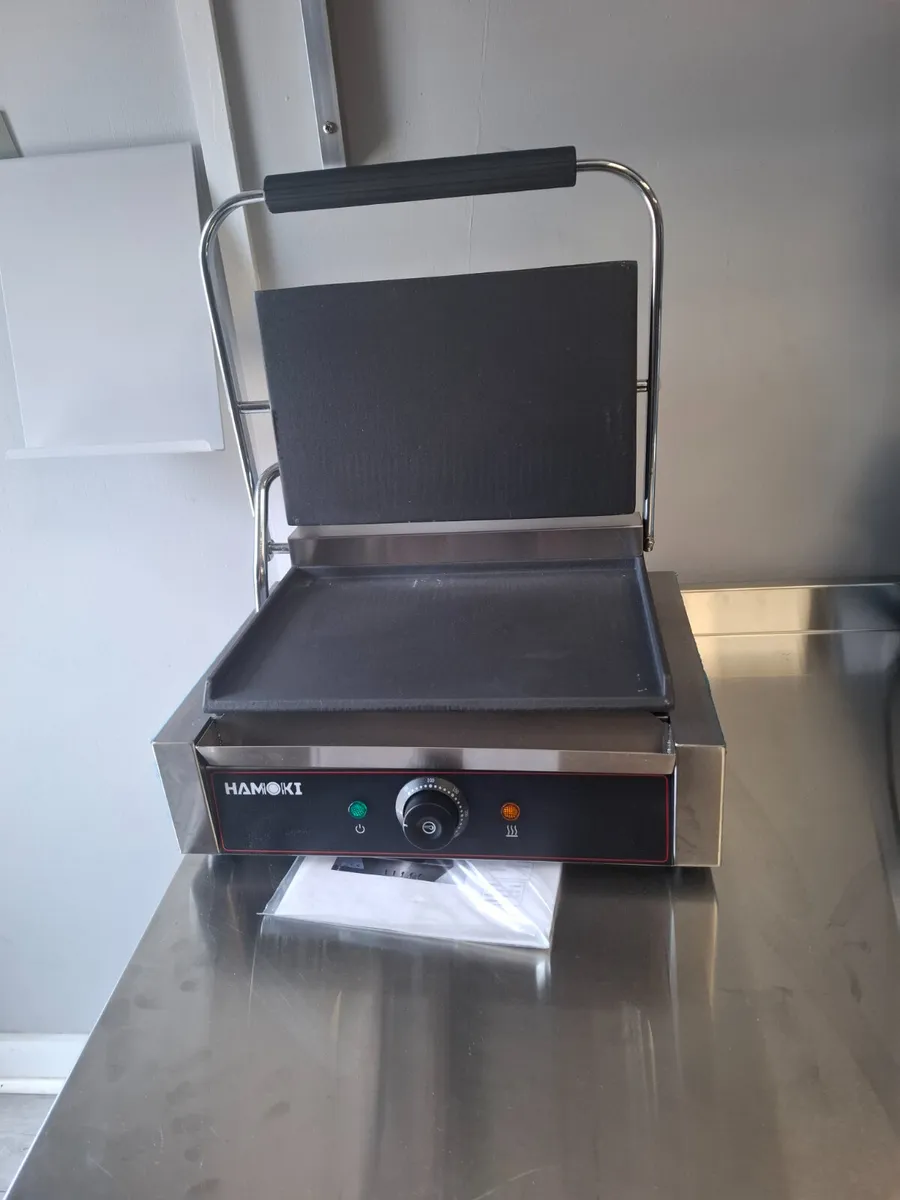 Hamoki Smooth Contact Grill Single - Image 2