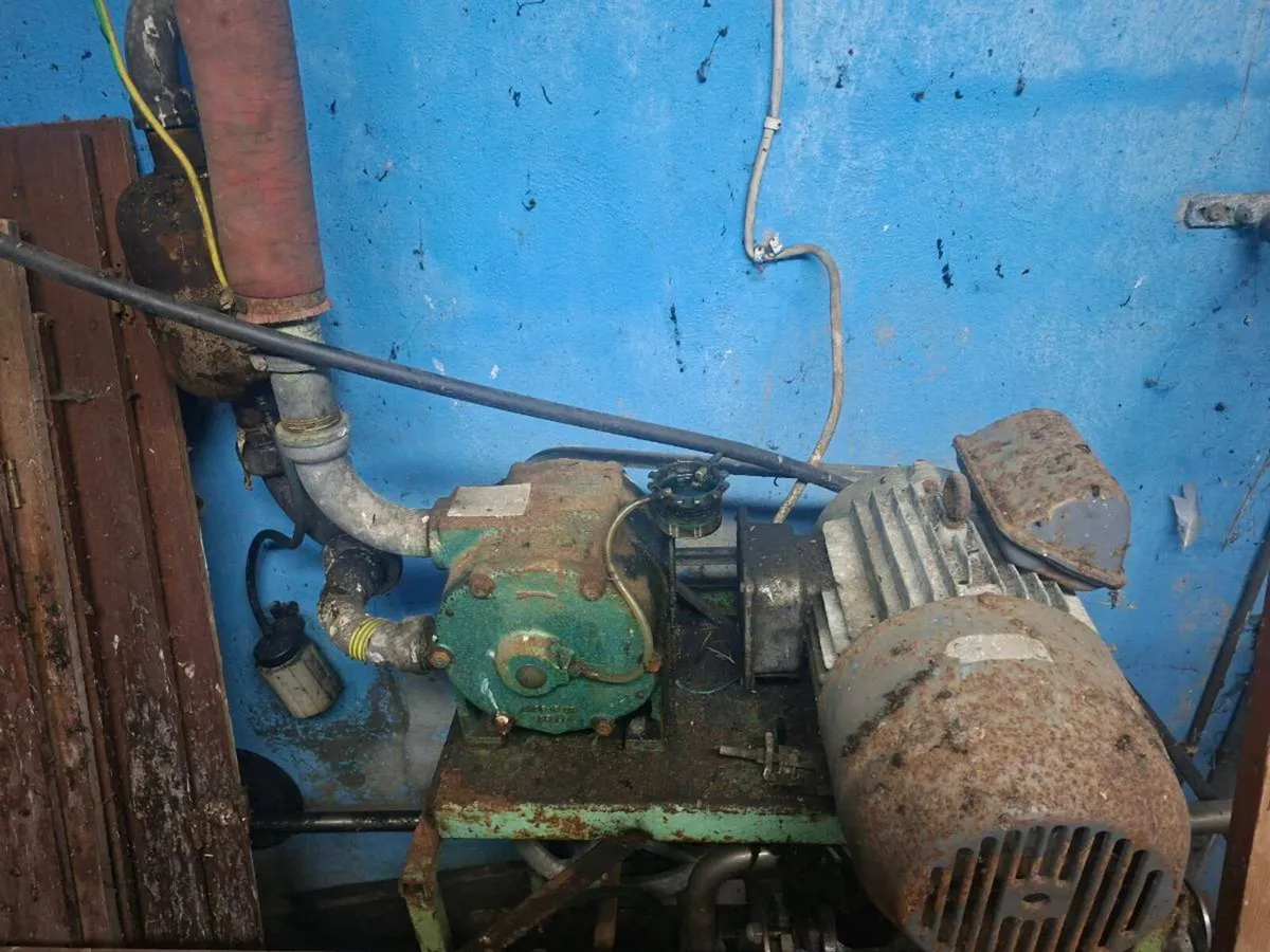 Milking Machine - Image 3