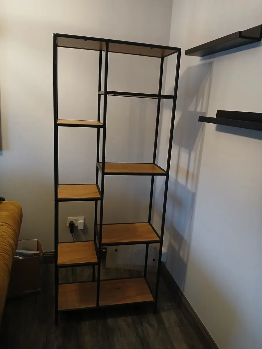 Display  unit - Image 1