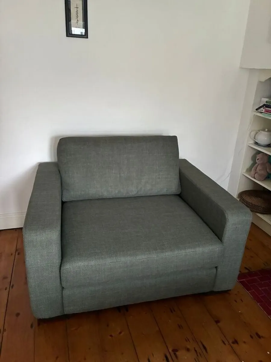 Finline Furniture Collins 1.5 Seater - Image 1