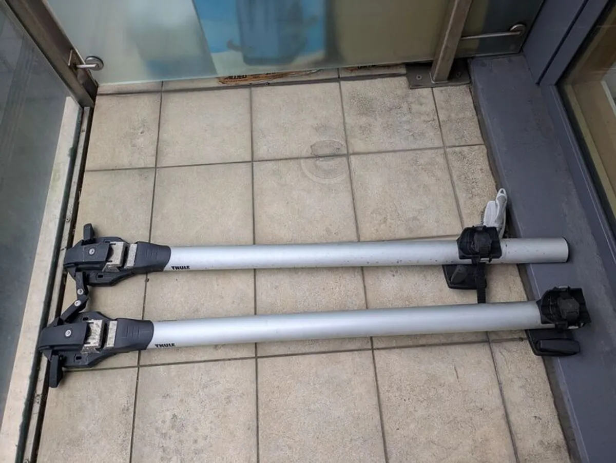 Thule ThruRide 565 bike roof - Image 2