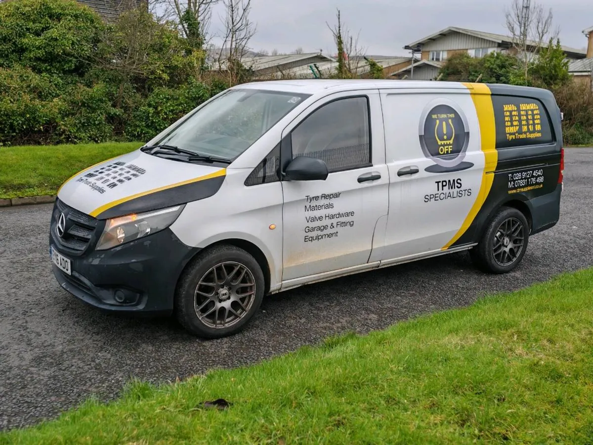 2016 MERCEDES VITO 114 CDI BLUETECH PANEL VAN SWB - Image 3