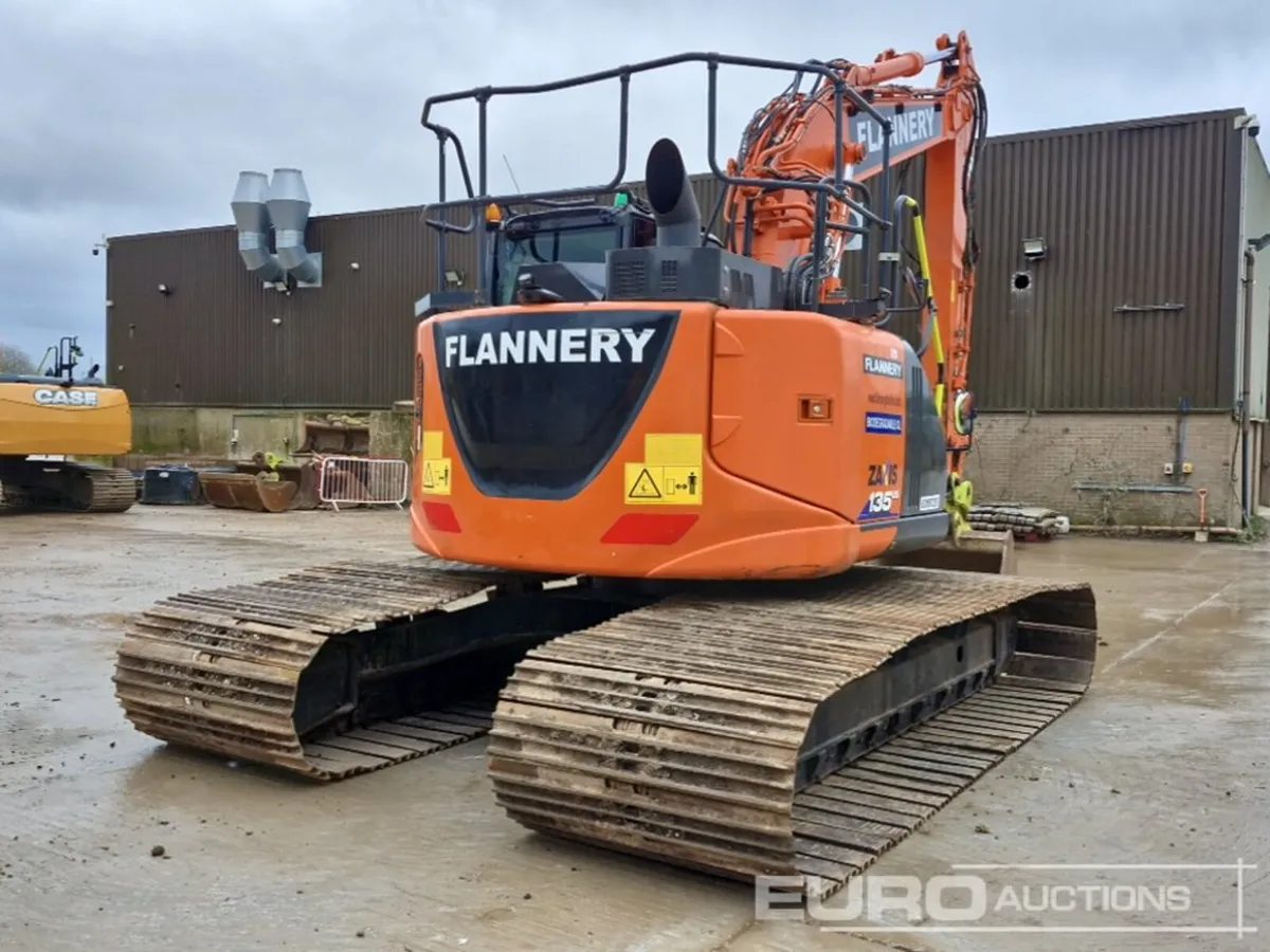 2018 Hitachi ZX135US-6 - Image 2