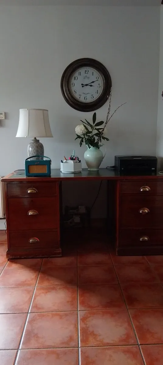 Desk antique - Image 1