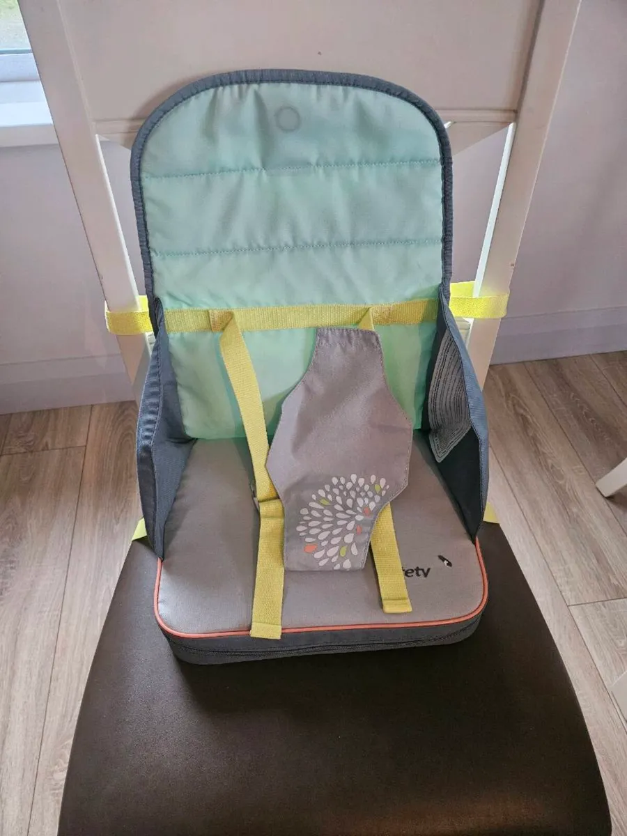 Travel booster seat for chair - Image 1