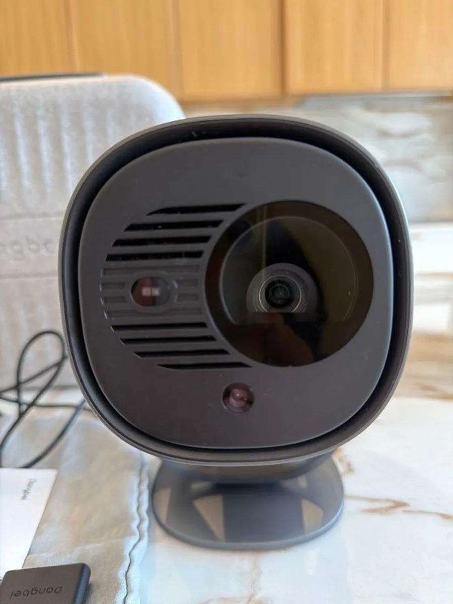 Brand New Dangbei Freedo Port 450L Projector - 1 Day Old with Receipt - Image 4