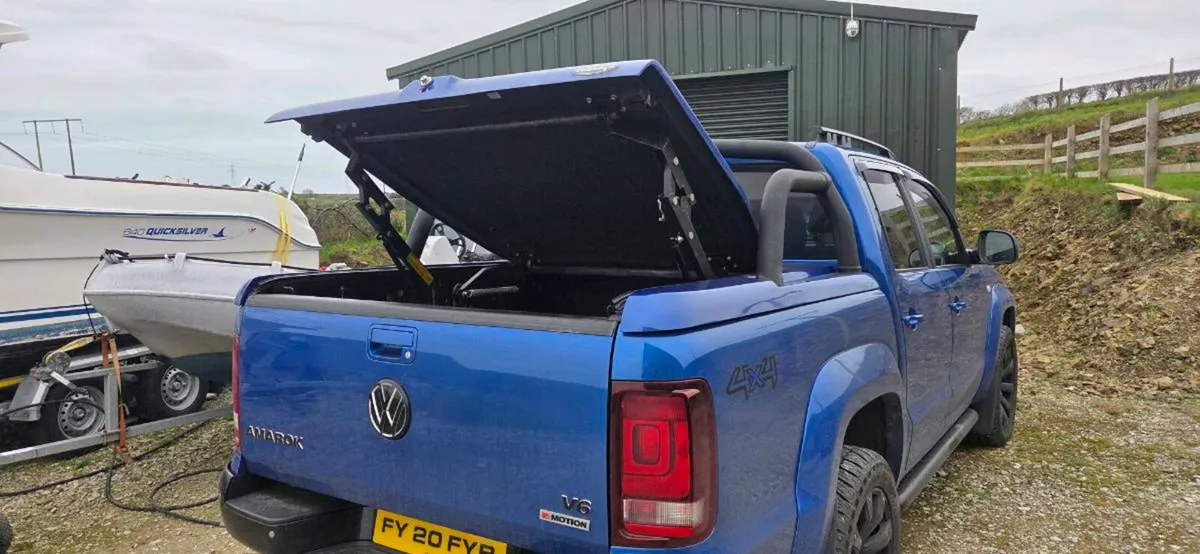 VW Amarok Pegasus Topup Tonneau Cover - Image 2