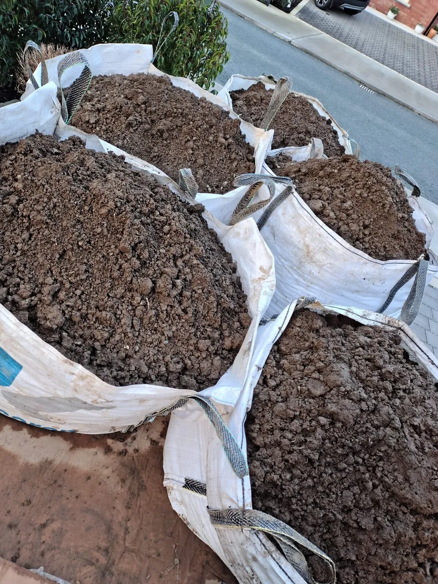 Topsoil - Image 2
