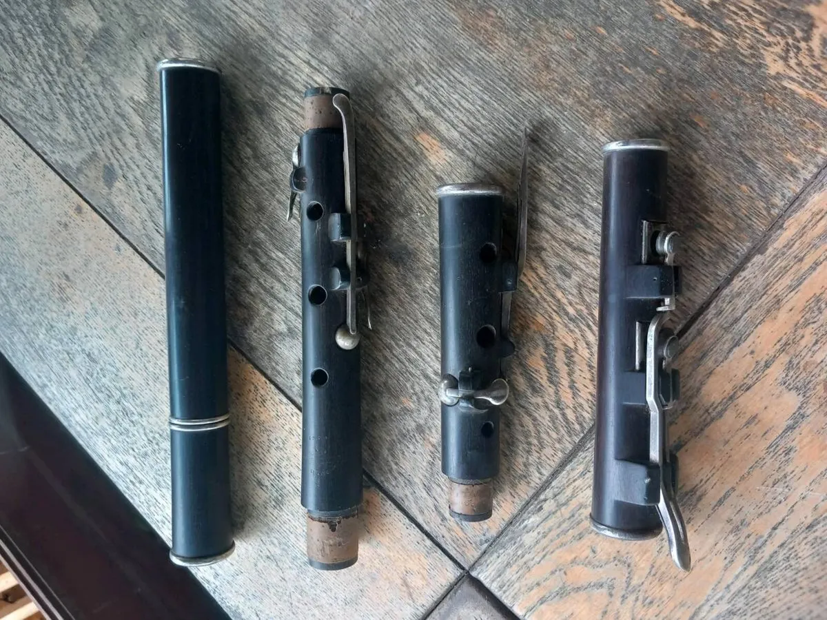 1845 antique Rudall and Rose flute, vv collectible - Image 2