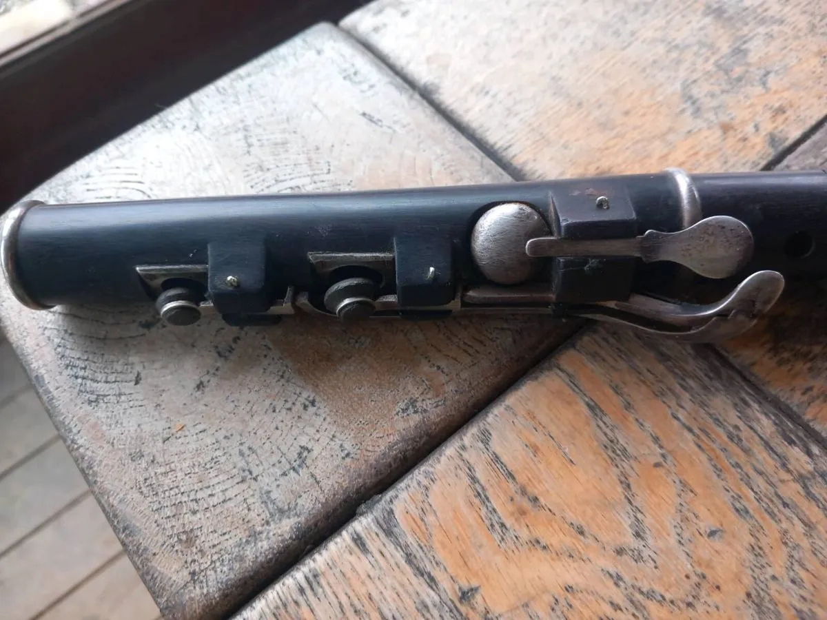 1845 antique Rudall and Rose flute, vv collectible - Image 4