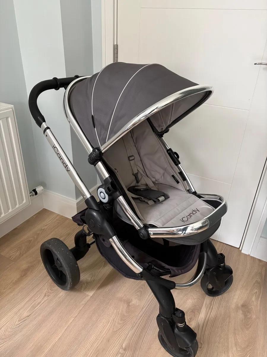 iCandy Peach travel system with accessories - Image 2