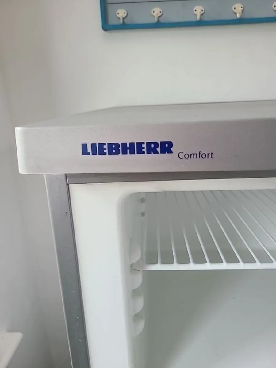 fridge freezer - Image 3