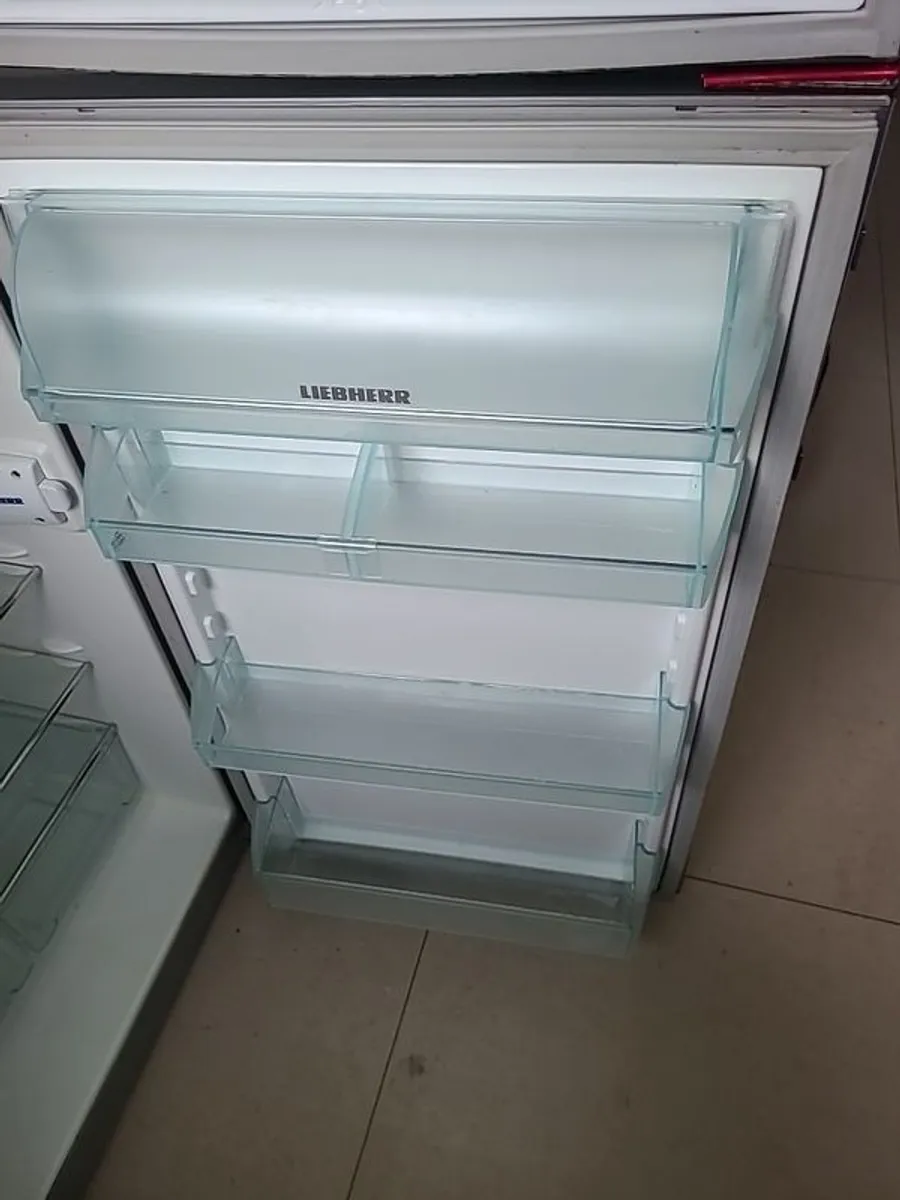 fridge freezer - Image 4