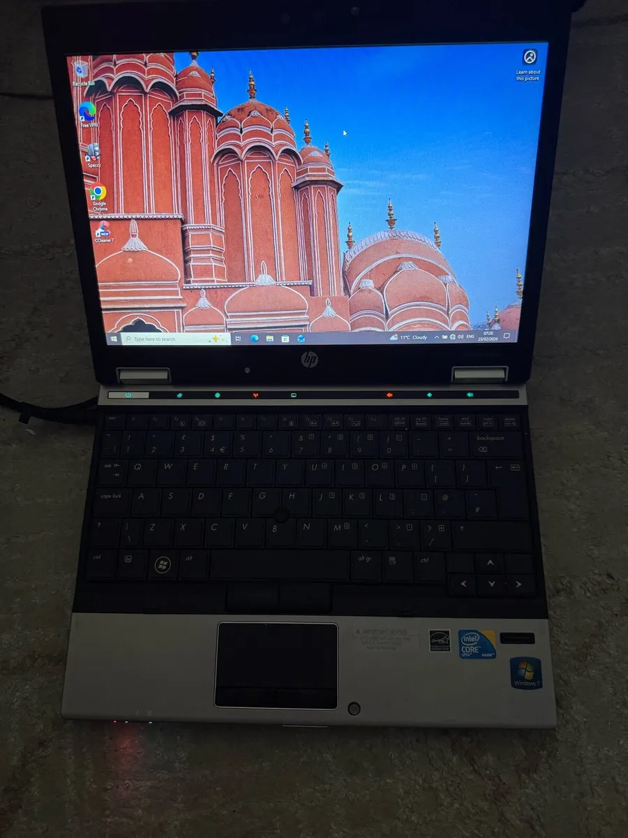 Hp i5 laptop for 60 - Image 1