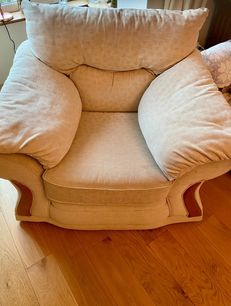 Sitting room suite - Image 3