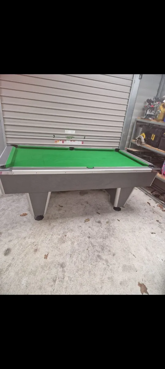 Pool table - Image 3